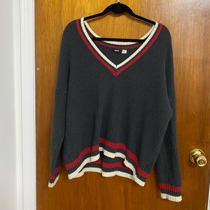Urban Outfitters BDG Oversized Sweater. Size S.